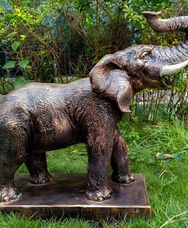 Roaring Elephant Garden Ornament in Bronze